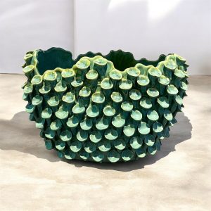 MACETERO CON TEXTURA CORAL VERDE